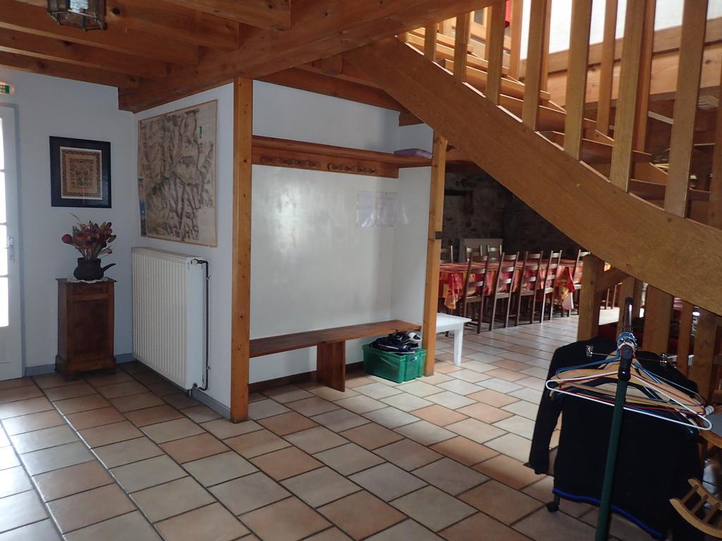 Gîte Soum de l'Ase Grust Extérieur photo