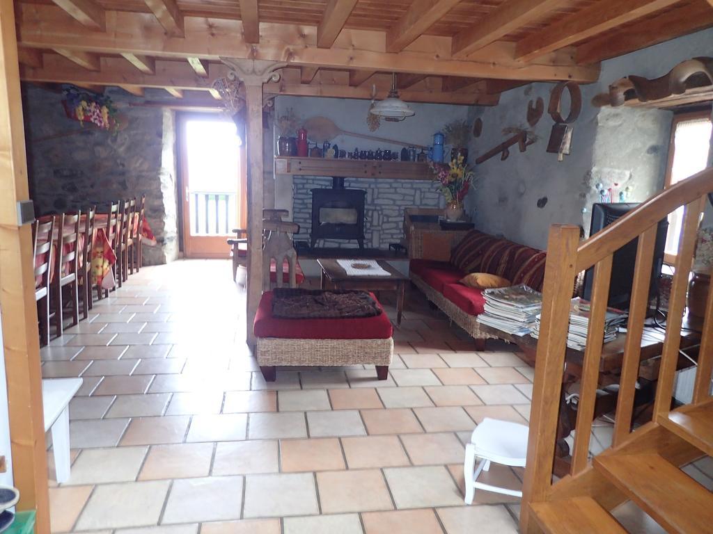 Gîte Soum de l'Ase Grust Extérieur photo